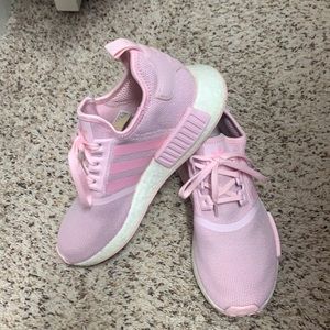 Adidas NMD R1 J ~ 💞 Pink 💞 - Size 6.5